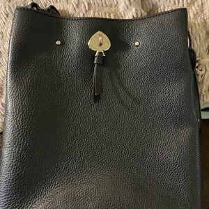 Elegant Kate spade bucket pebble Black Leather Women's Bag